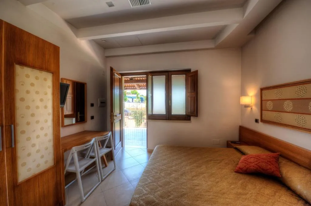 Room, Villa Diomede Hotel, Naples