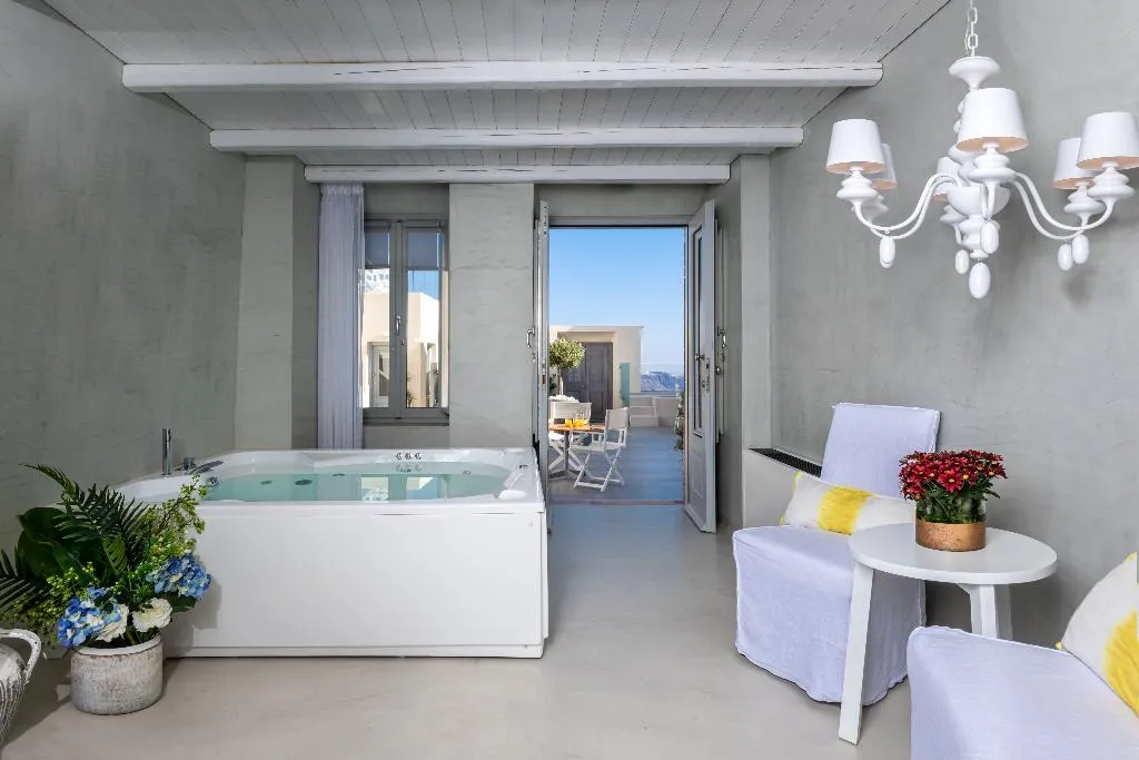 SUITE WITH PRIVATE POOL Room, Mythical Blue Luxury Suites, Santorini