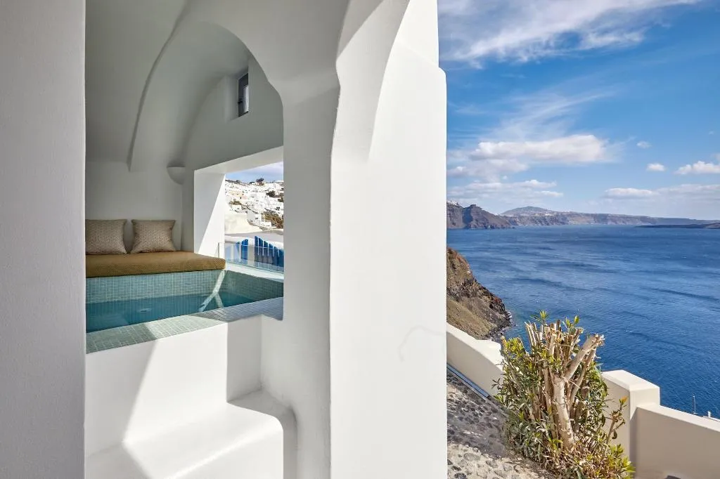 Room, Allure Breeze Suites, Santorini