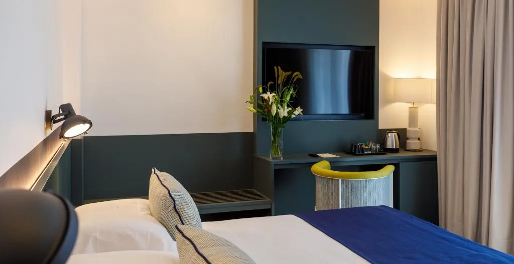 JUNIOR SUITE CLASSIC Room, Grand Hotel Cesare Augusto, Naples