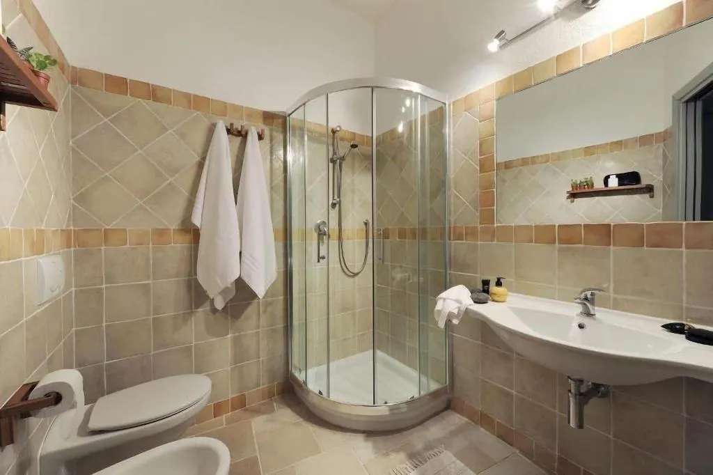 Room, Abbaechelu, Cagliari