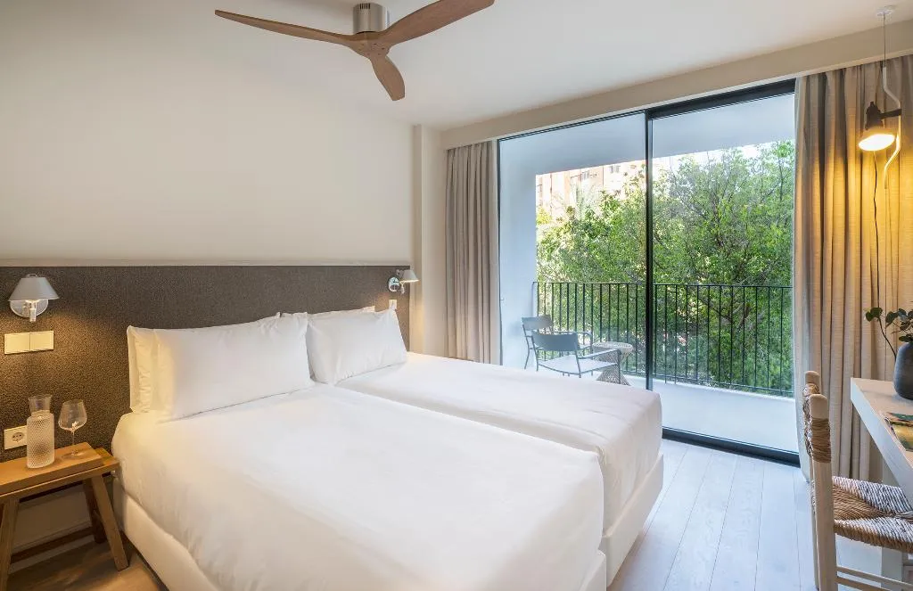 DOUBLE SINGLE USE STANDARD Room, Mercure Benidorm, Costa Blanca