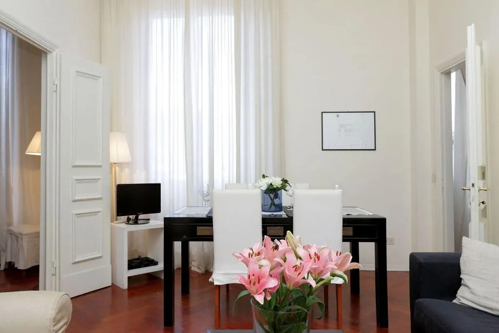 Room, Cerretani 4 Duomo Guesthouse - My Extra Home, Florence