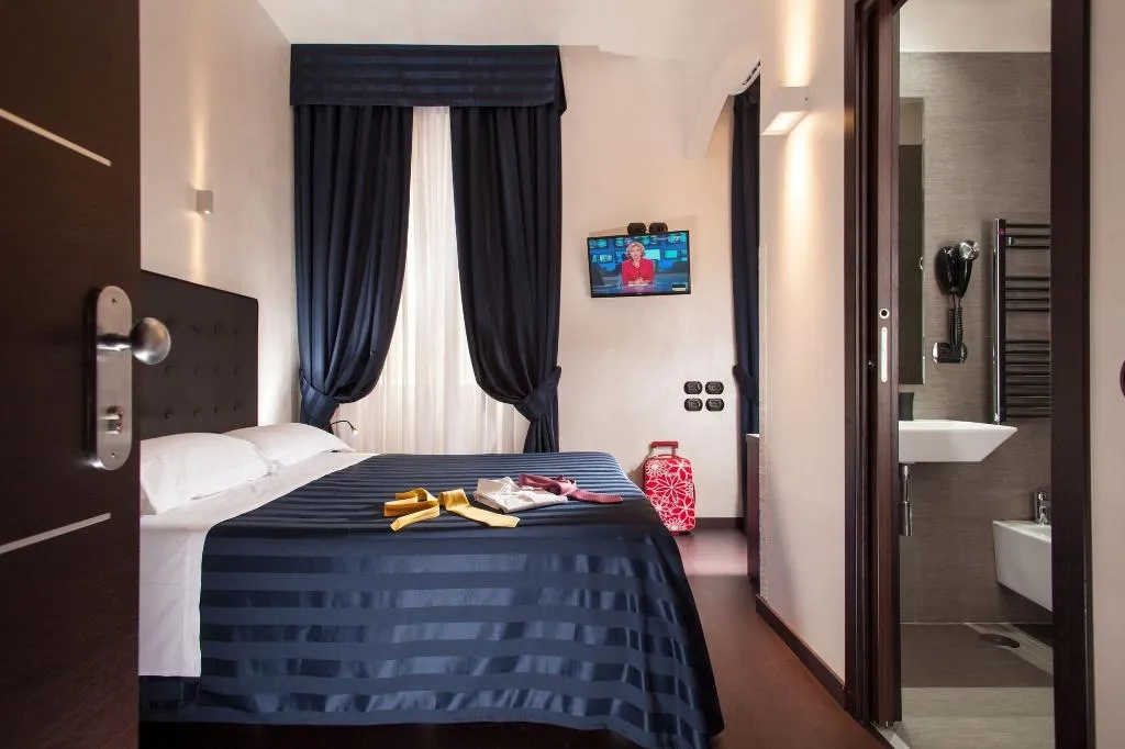 Room, Residenza Dorò, Rome
