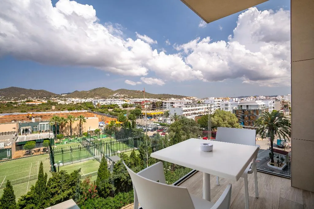 DOUBLE SINGLE USE MOUNTAIN VIEW Room, Torre del Mar Ibiza, Ibiza