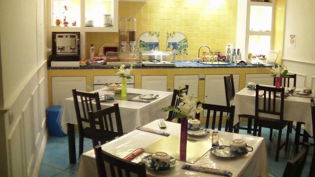 Restaurant, Dimora Carlo III, Naples