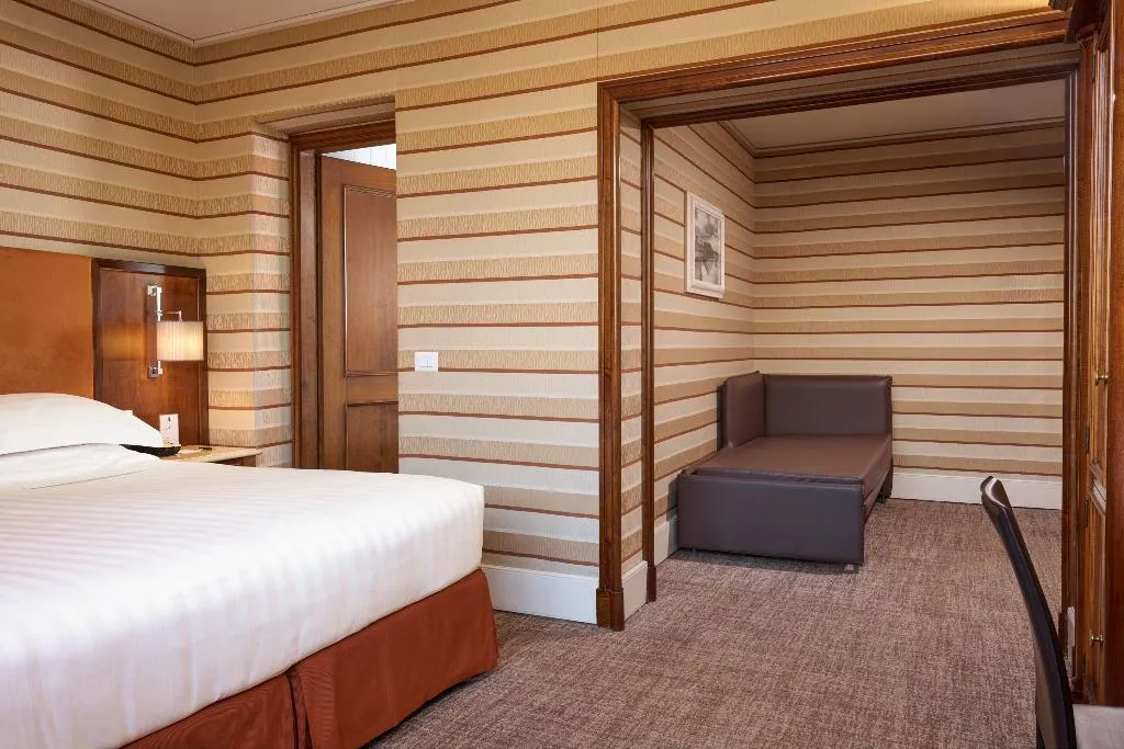 TRIPLE SUPERIOR Room, Mascagni, Rome
