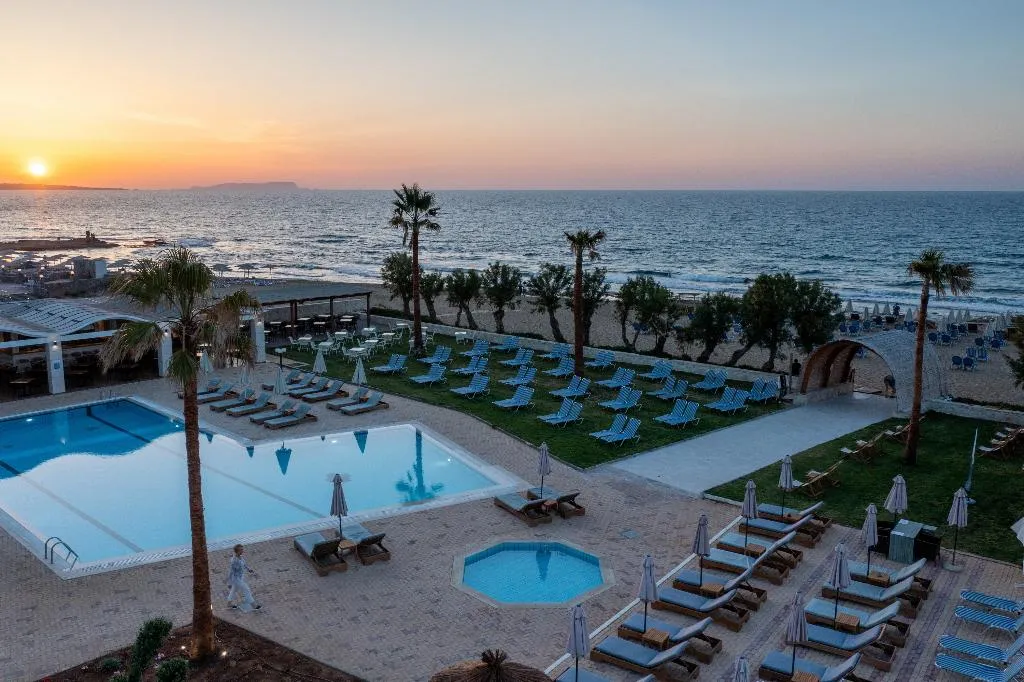 Pool, Malia Bay Beach Hotel & Bungalows, Crete