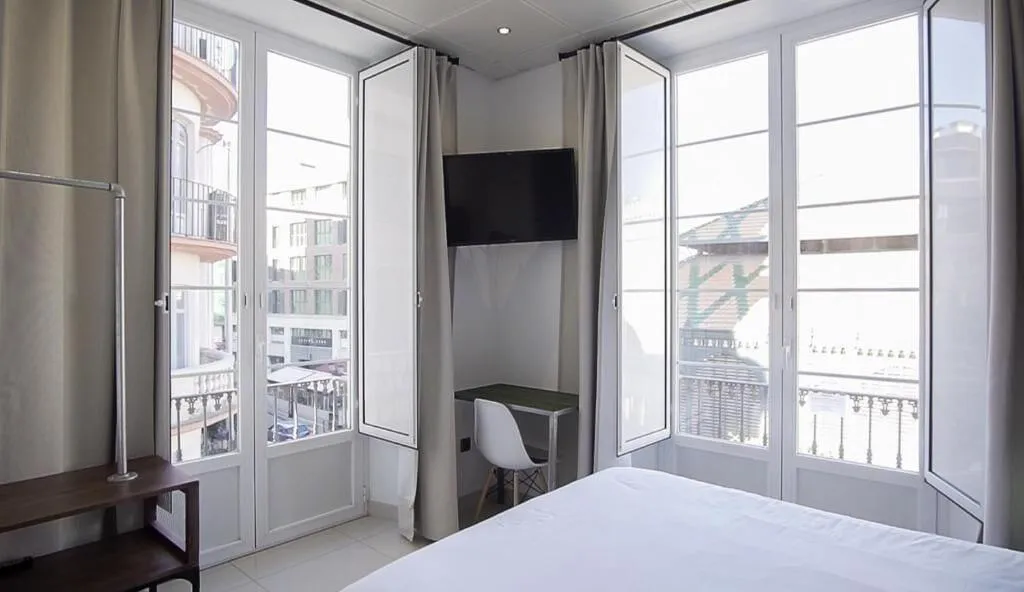 Room, The Lights Suites, Costa Del Sol