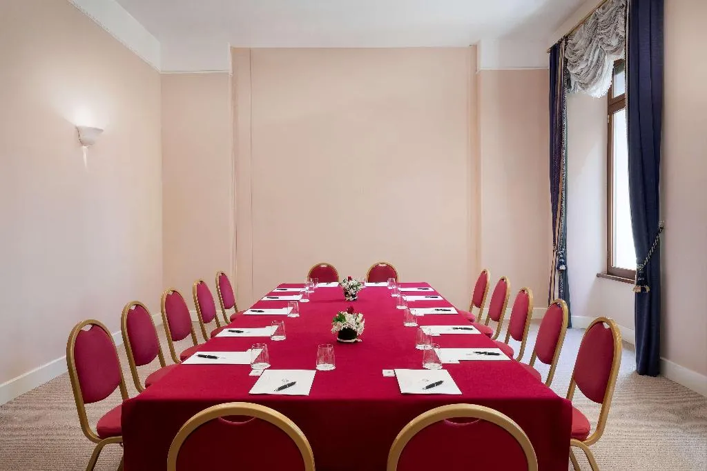 Conferences, Sina Brufani, Perugia
