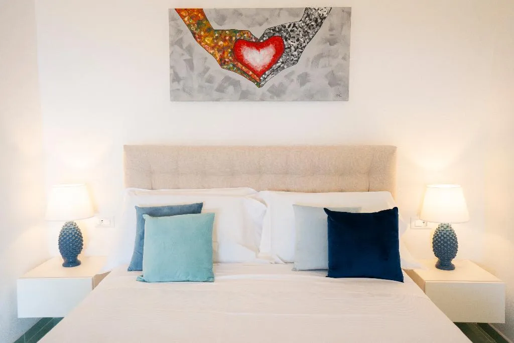DOUBLE DELUXE SEA VIEW Room, Borgo Del Cannitello Romantic Boutique Resort, Palermo