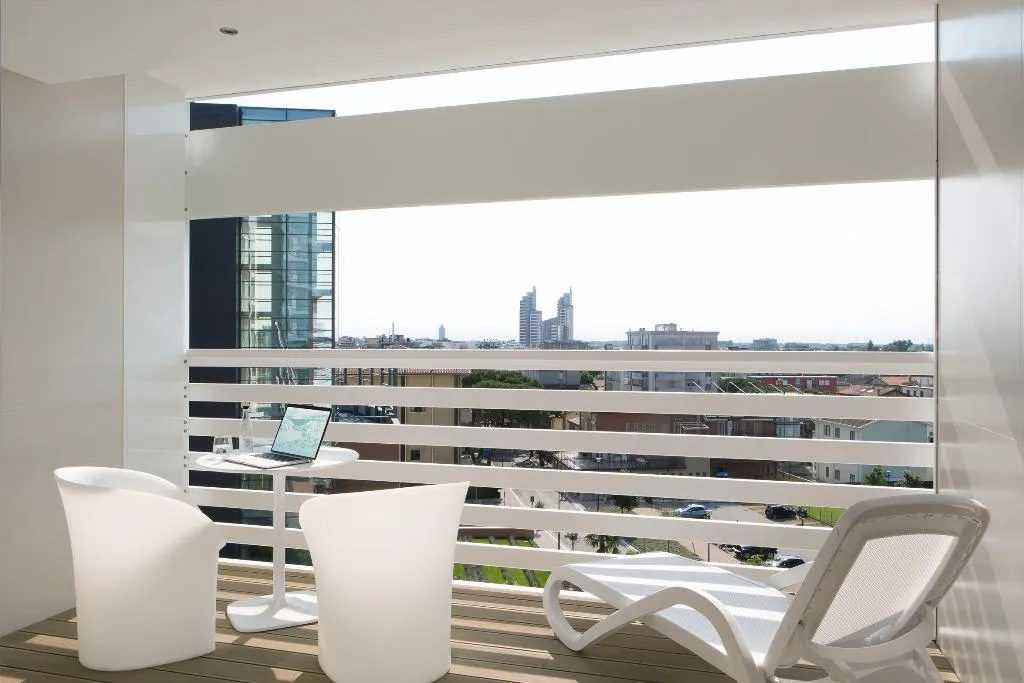 DOUBLE SUPERIOR GARDEN VIEW Room, Almar Jesolo Resort & Spa, Venice