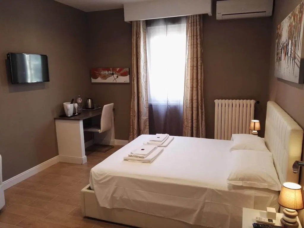 Room, Tolli Rooms, Naples