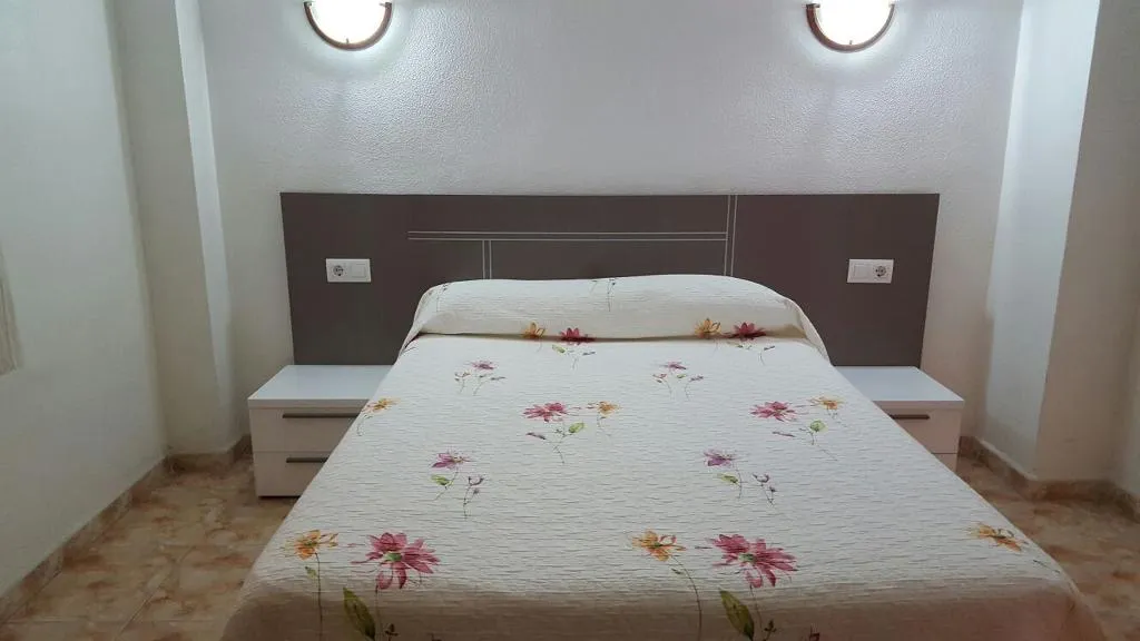 APARTMENT CAPACITY 6 THREE BEDROOM Room, Apartamentos Turísticos Fresno, Costa Blanca