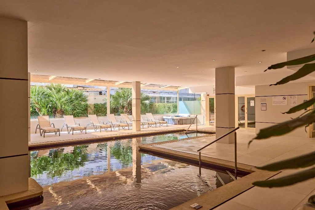 Pool, Zafiro Rey Don Jaime, Majorca