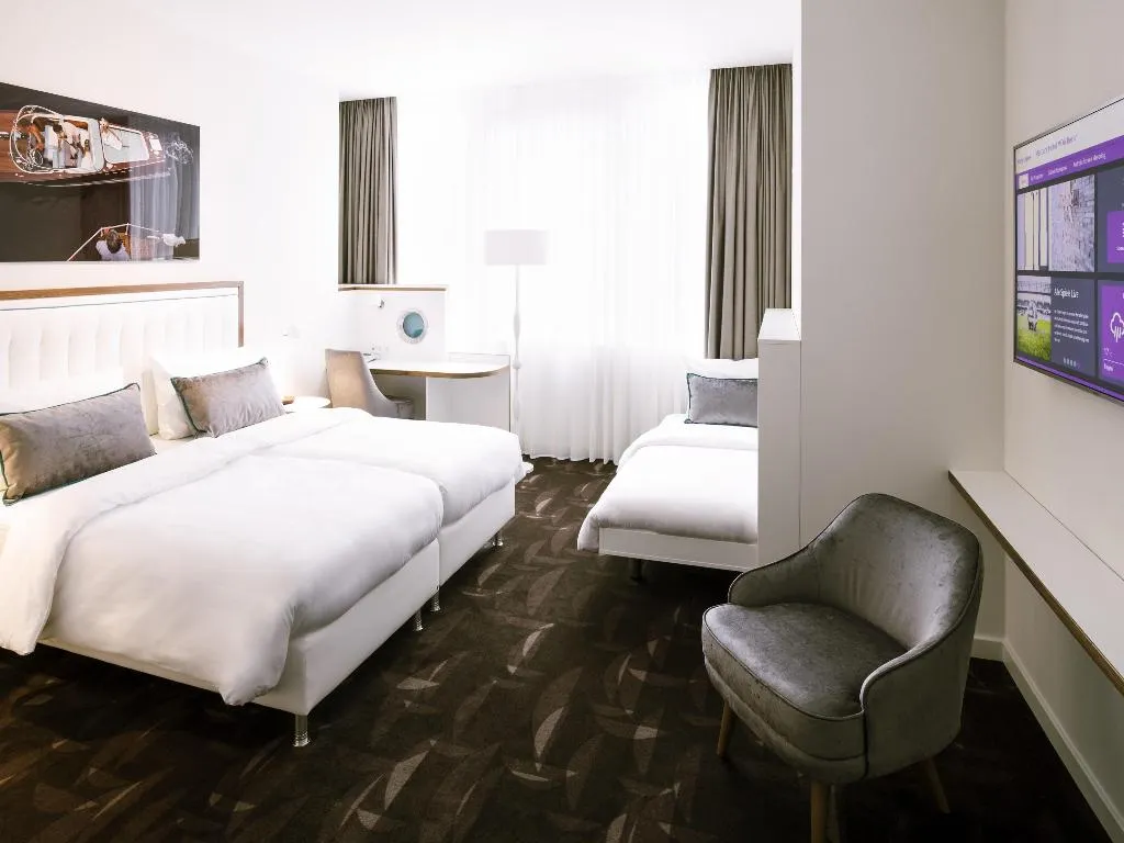 DOUBLE SUPERIOR Room, Hotel Moa Berlin, Berlin