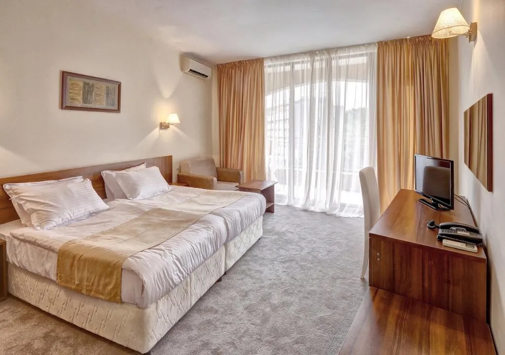 Room, Continental, Varna