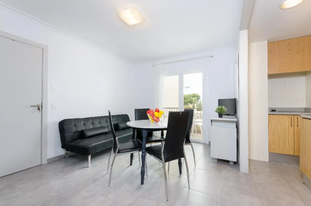 APARTMENT GARDEN VIEW Room, Alcudia Apartments, Majorca