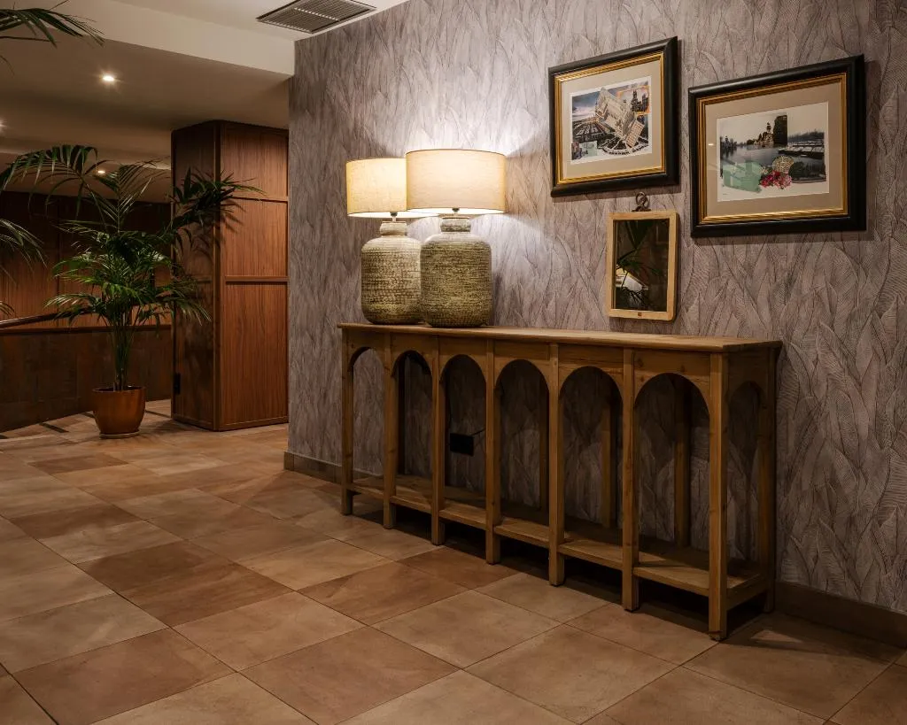 Lobby, BYPILLOW Castellana, Madrid