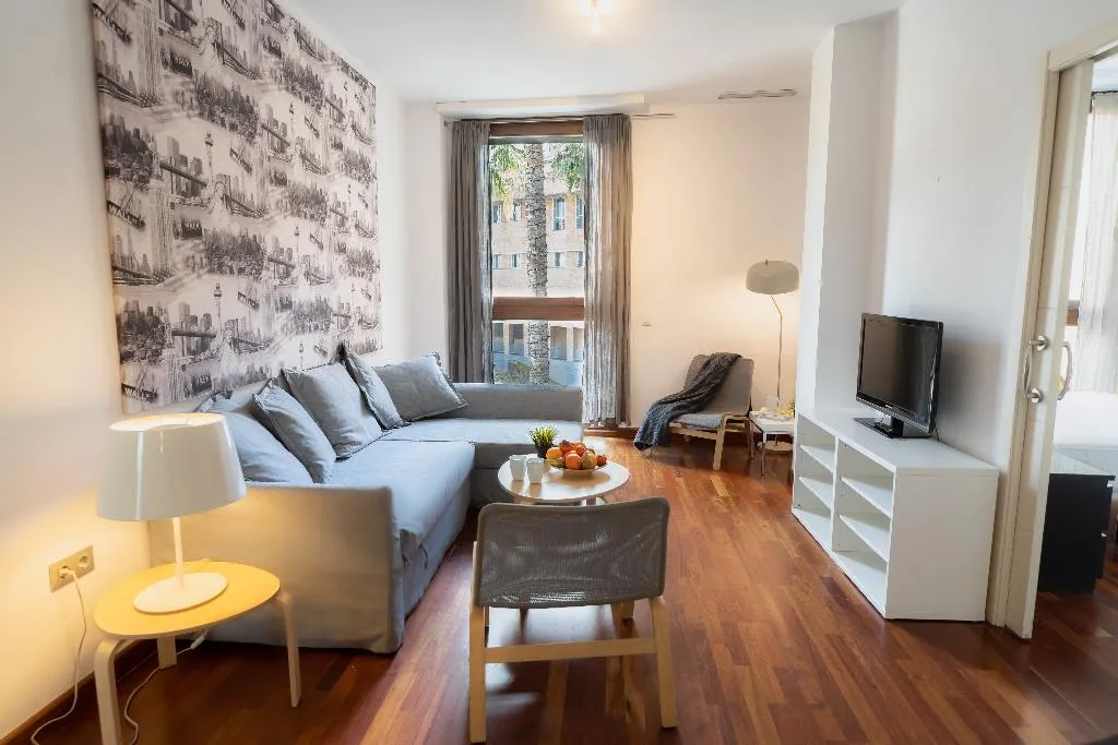 APARTMENT THREE BEDROOMS Room, azz Apartamentos Torre de la Plata, Seville