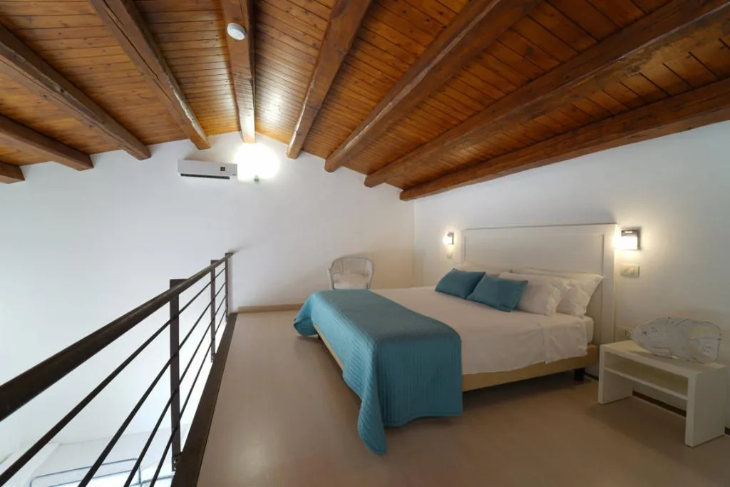 QUADRUPLE SUPERIOR Room, Life Hotels Kalaonda Resort, Catania