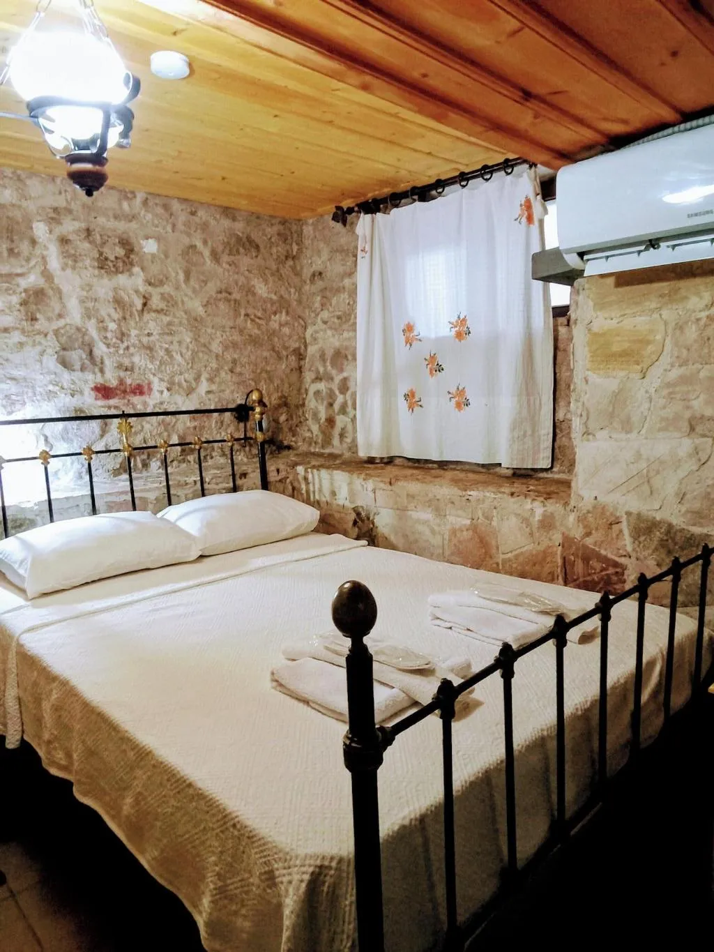Room, Cunda Zehra Teyzenin Evi, Izmir