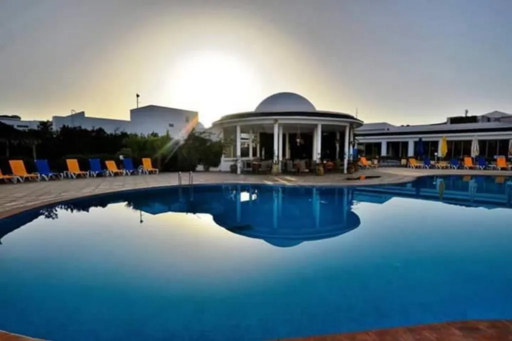 Pool, Zodiac, Tunisia