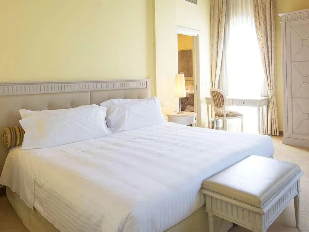 Room, LHP Certaldo Resort, Florence