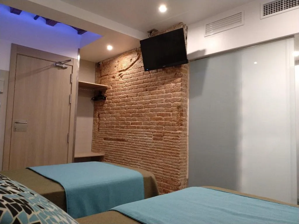 Room, Pensión Miami, Barcelona