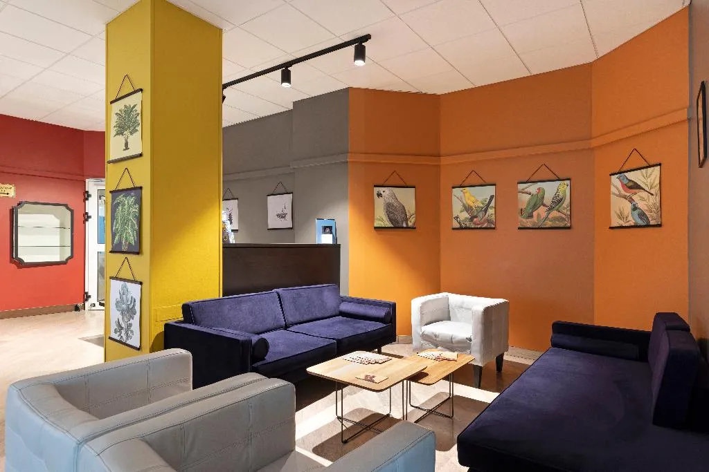 Lobby, B&B Hotel Como City Center, Milan