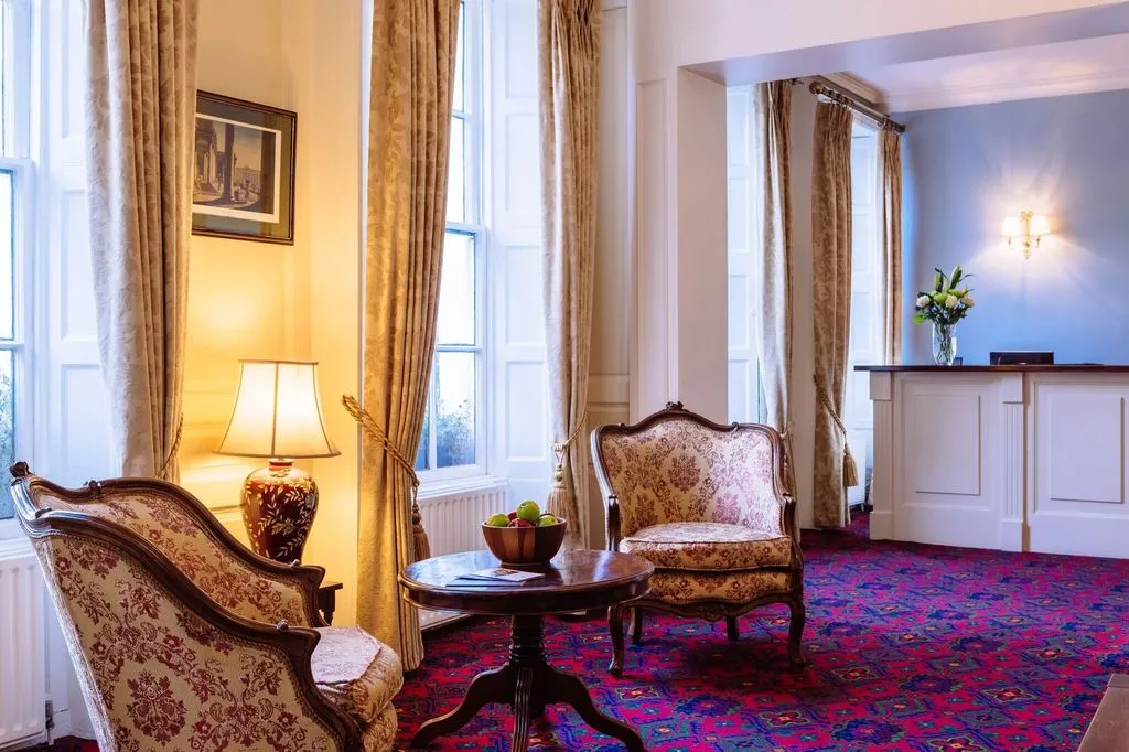 Lobby, Staunton's on the Green, Dublin