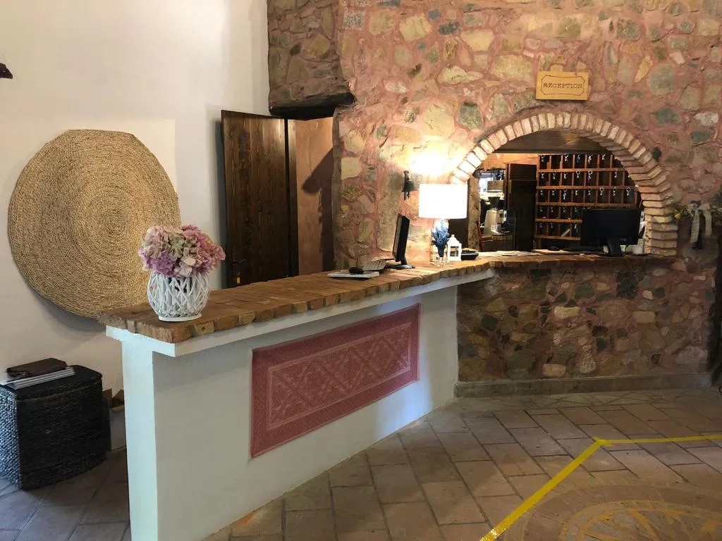 Lobby, Il Monastero, Cagliari