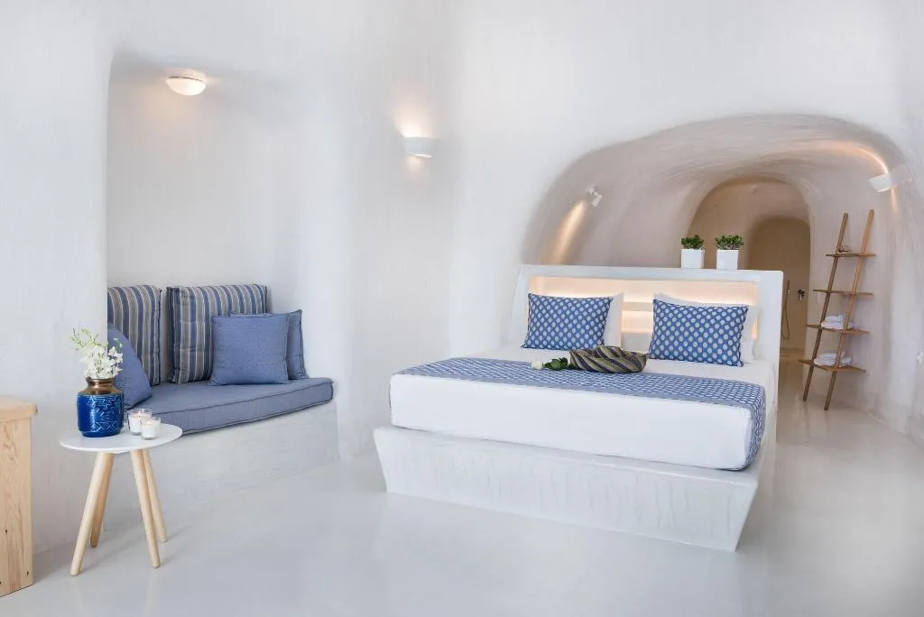 Room, Maregio Suites, Santorini