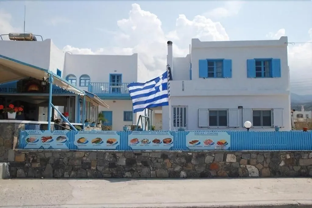 General view, Socrates Apartments & Restaurant, Crete