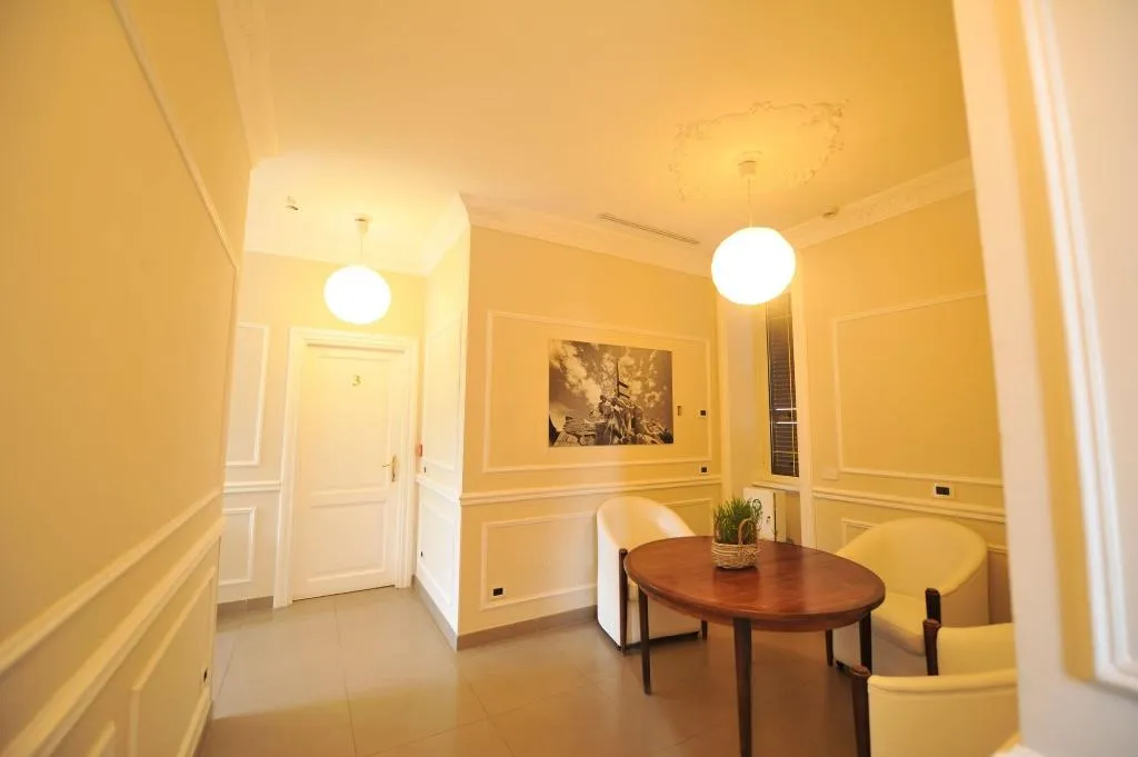 Lobby, Villa Zaccardi, Rome