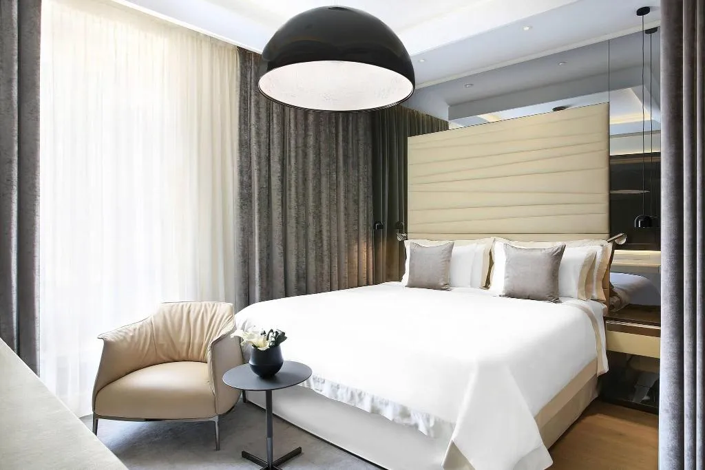 Room, Excelsior Hotel Gallia, a Luxury Collection Hotel, Milan