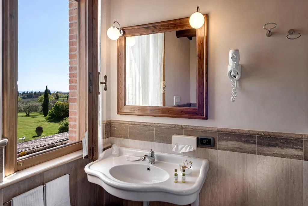 SUITE STANDARD Room, Locanda Poggioleone, Perugia