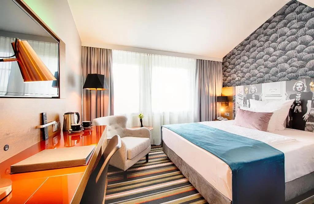 Double or Twin STANDARD Room, Leonardo Boutique Hotel Berlin City South, Berlin