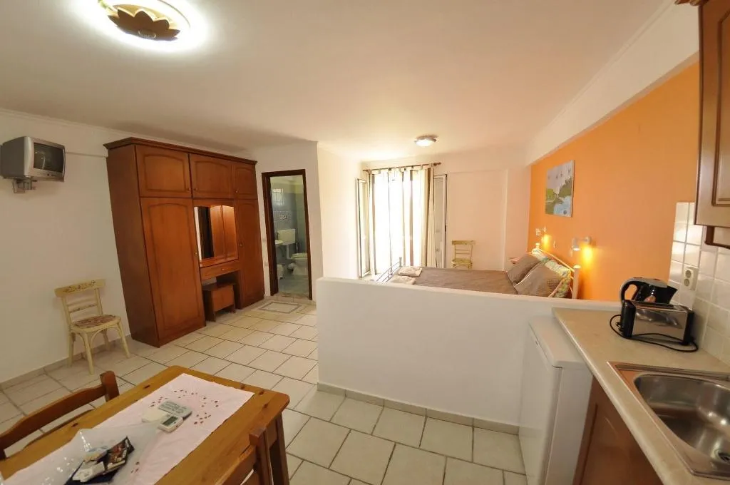 Room, Anna Studios, Corfu