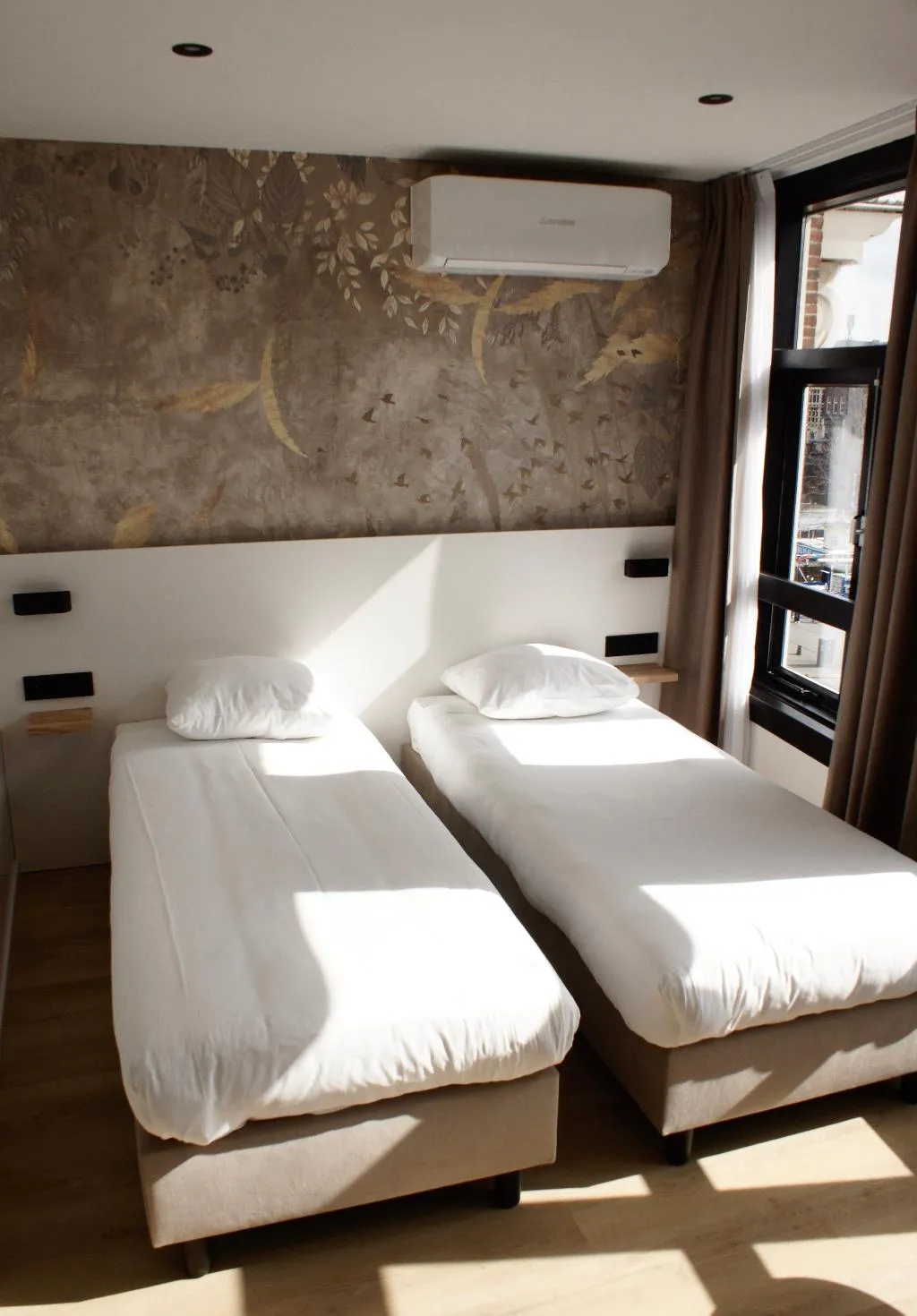 TWIN CITY VIEW TWO BEDS Room, Hotel Van Gelder, Amsterdam