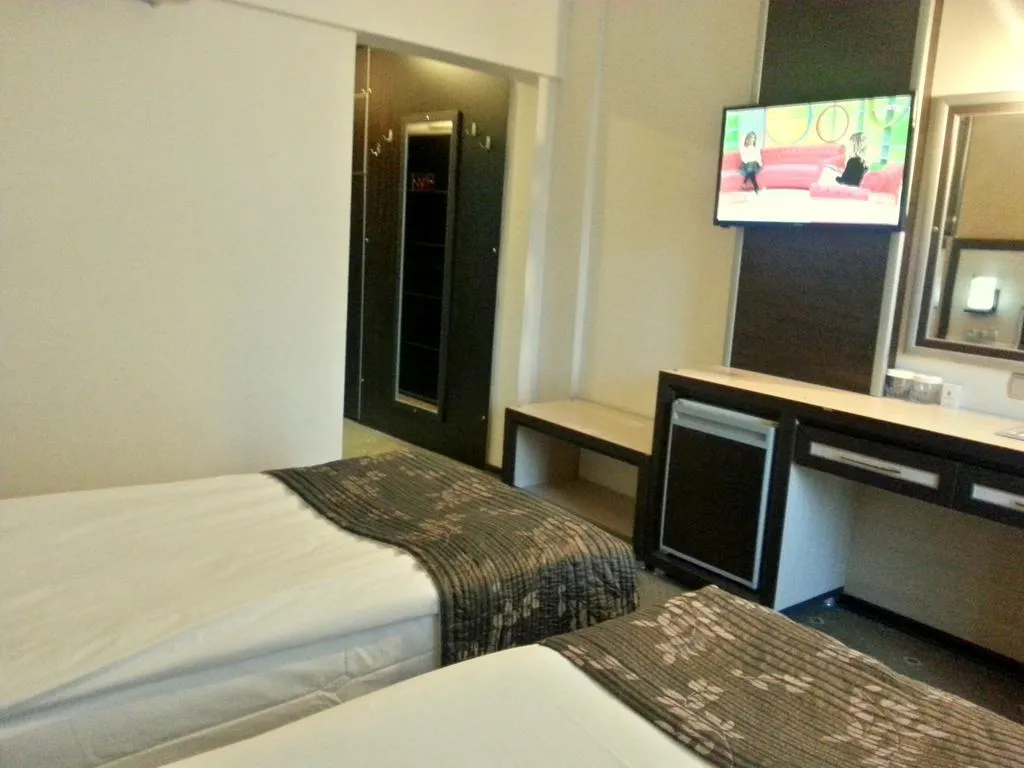 Room, Ismira, Izmir