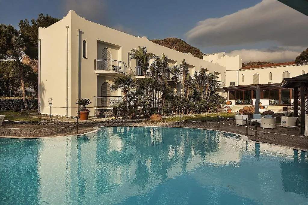 Pool, Orsa Maggiore, Palermo