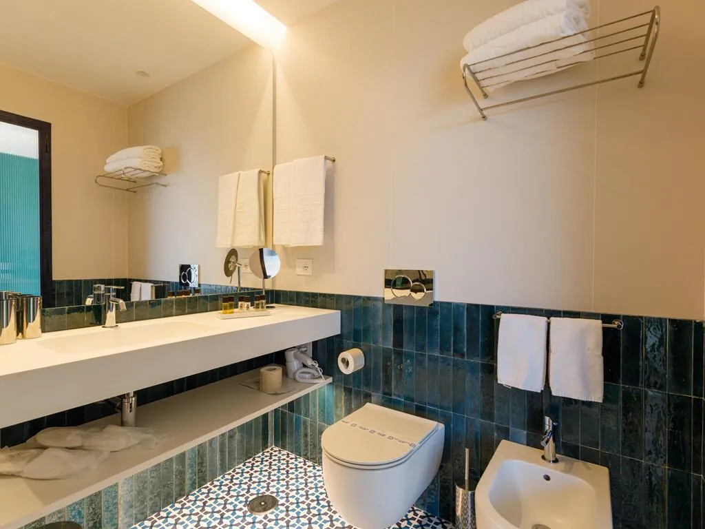 Double or Twin DELUXE Room, Grand Hotel Cesare Augusto, Naples