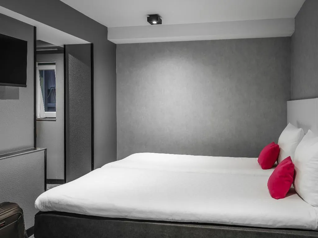 TWIN STANDARD Room, ibis Styles Amsterdam Amstel, Amsterdam