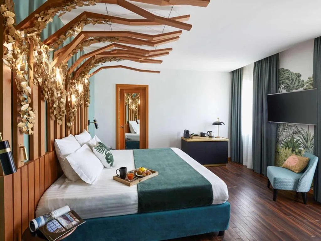 DOUBLE POOL VIEW Room, Mercure Roma Corso Trieste, Rome