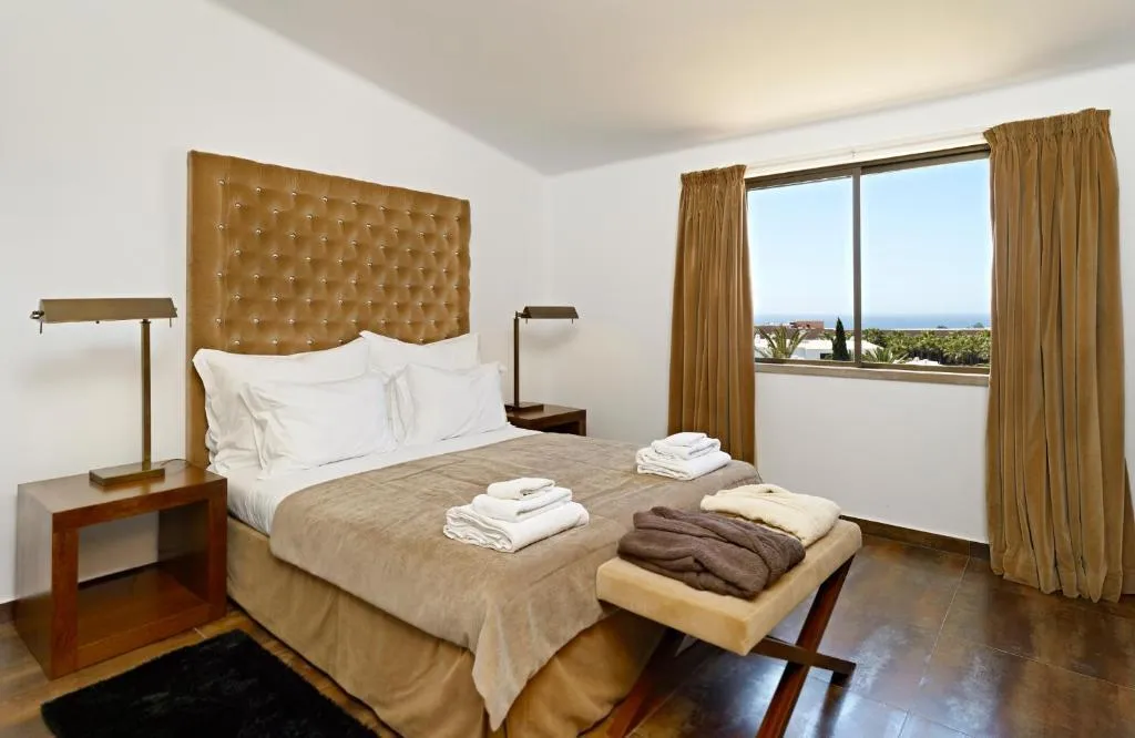 APARTMENT TWO BEDROOMS Room, São Rafael Holidays, Algarve