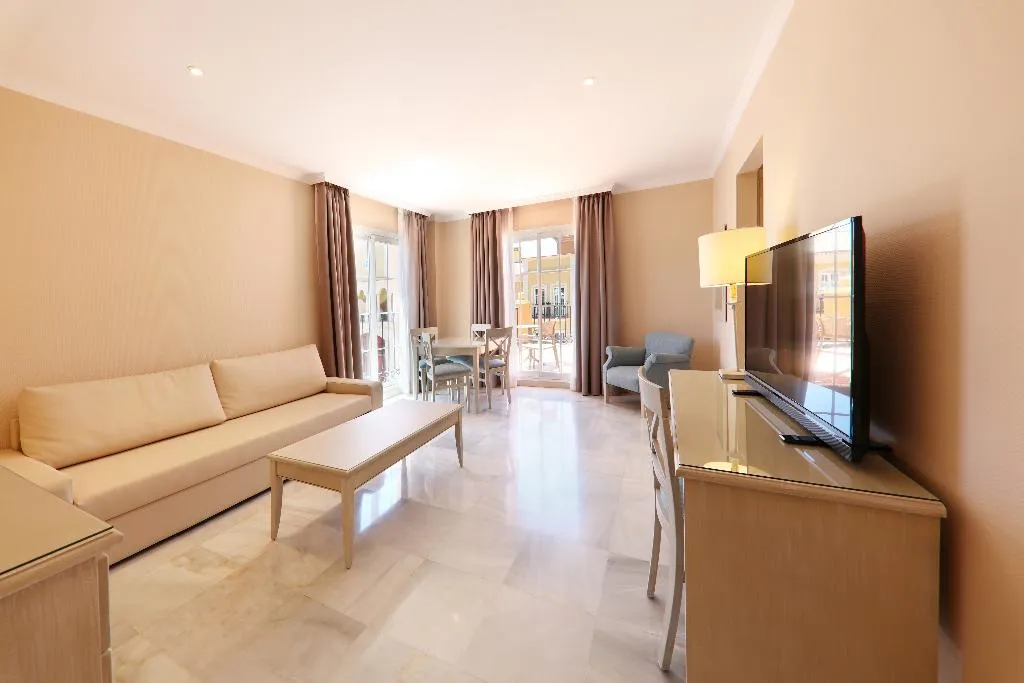 APARTMENT SUPERIOR Room, Iberostar Waves Málaga Playa, Costa Del Sol