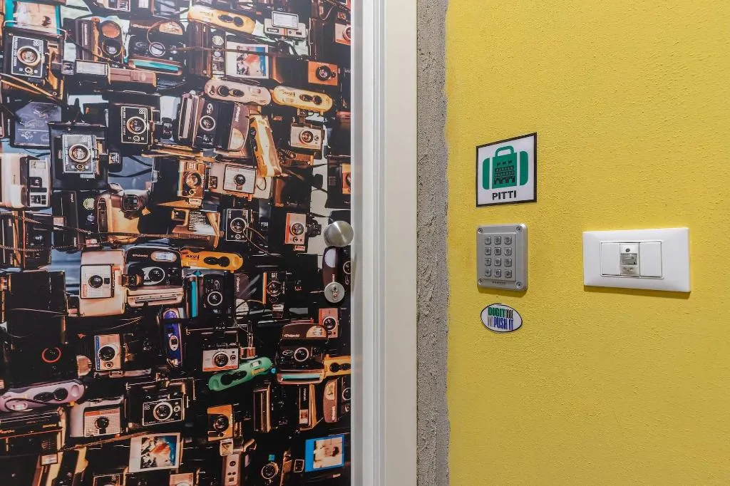 Room, Code Rooms, Florence