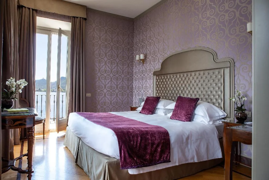 Room, Villa Flori, Milan