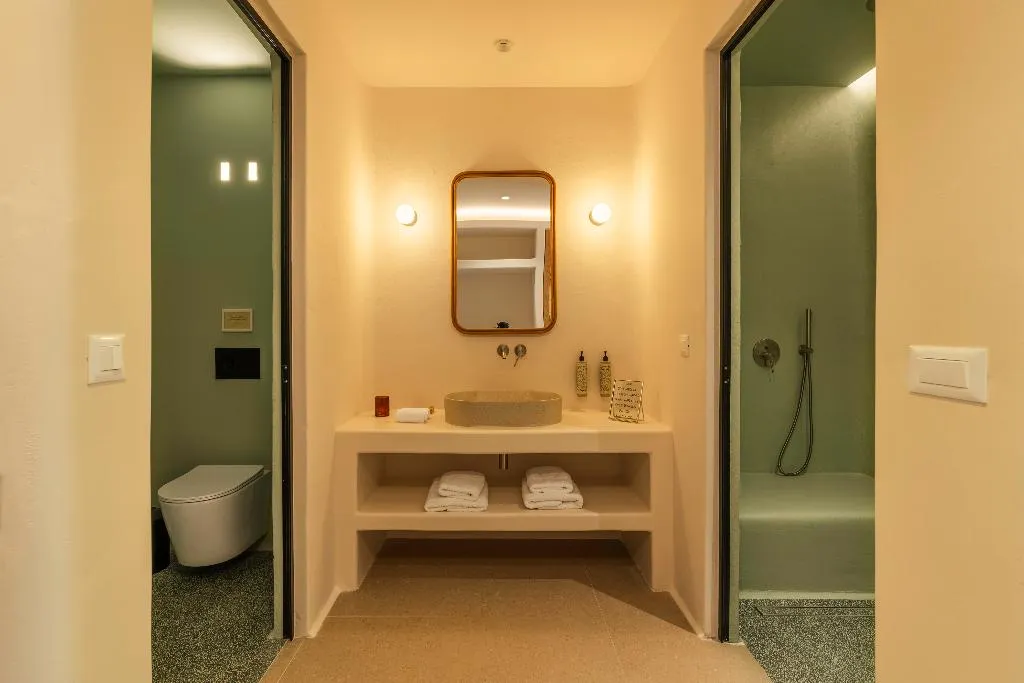 SUITE WITH PRIVATE POOL Room, Koukoumi Vegan Boutique Hotel, Mykonos